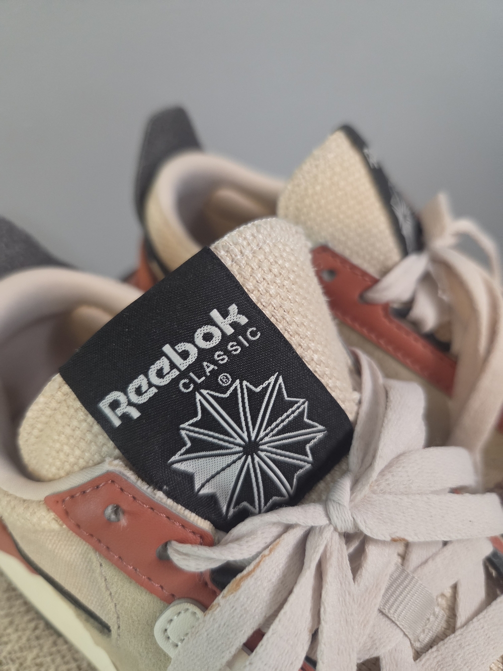 Reebok Men's Beige & Rust Beige-Black Retro Sneakers - Picture 6 of 6